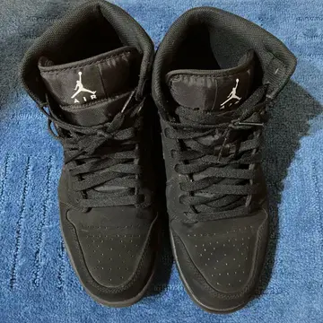 Jordan 블랙 하이컷 스니커즈 US10.5