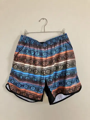 엘도레소 기하학 패턴 숏 팬츠 L