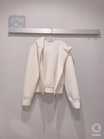 JUSGLITTY 더블 지퍼 컴팩트 후드티