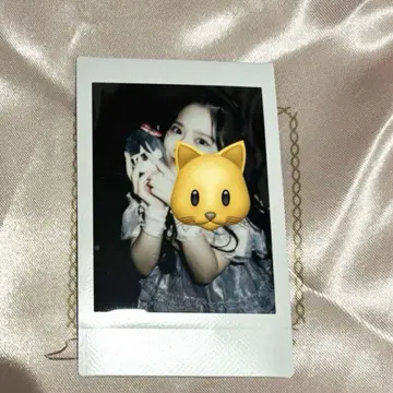 FRUITS ZIPPER 츠키아시 아메네 구 오사레 의상 폴라로이드