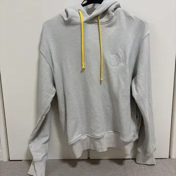 도쿄 디자인 스튜디오 New balance 후드티