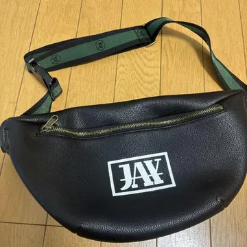 JAY 블랙 로고 파우치