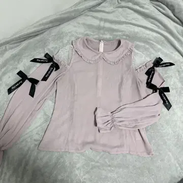 앙크루즈 프릴 옷깃 블라우스 어깨 시스루 핑크