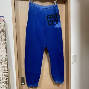 FREE CITY 조거 팬츠 파랑