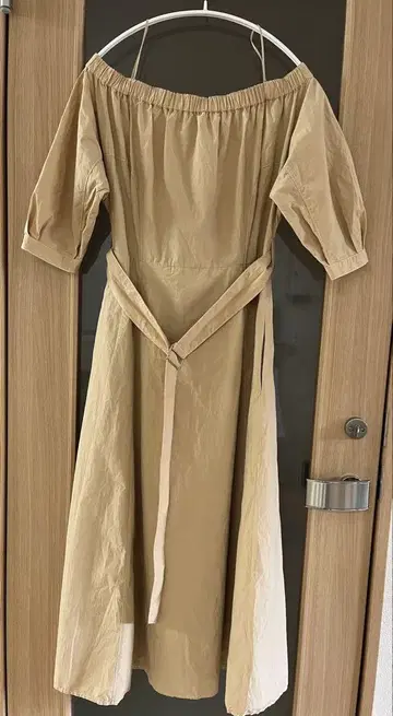 SAYAKADAVIS 사야카디비스 오프숄더 원피스