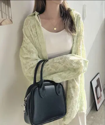 Futier land 자카드 플라워 시어 셔츠