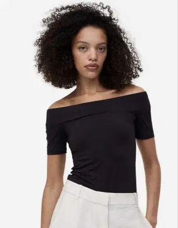 새상품급 3장 세트 H&M 오프숄더 티셔츠 V넥 백산