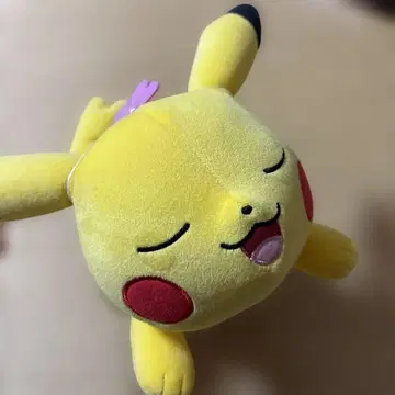 피카츄 봉제 인형