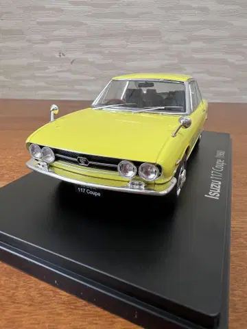 No44 미니카 1/24 Isuzu 117 Coupe 1968