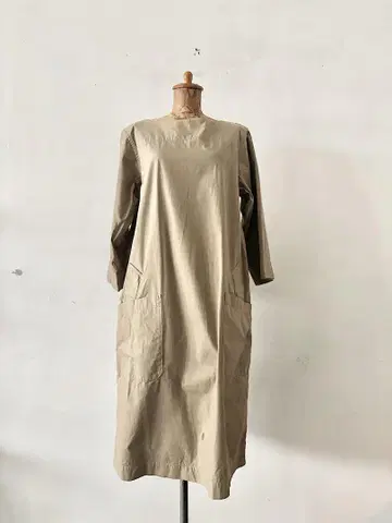 MHL. GARMENT DYE VINTAGE POPLIN 베이지