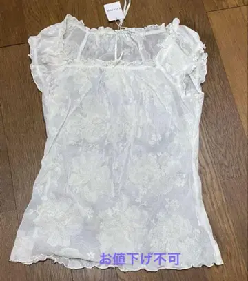 새상품 레스트로즈 꽃무늬 티셔츠