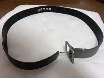 UPTON 그레이 가죽 벨트