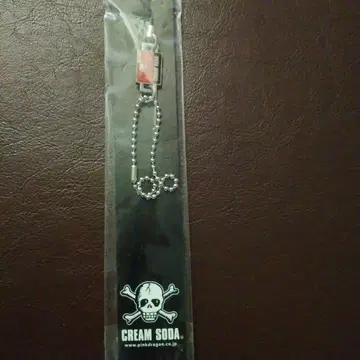 CREAM SODA 스컬 스트랩 체인