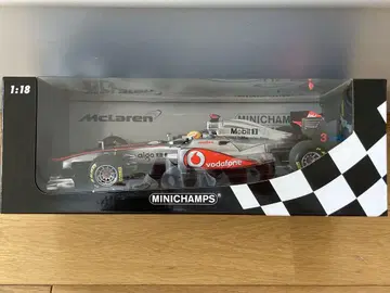 미니 챔프스 1/18 F1 맥라렌 MP4-26 루이스 해밀턴