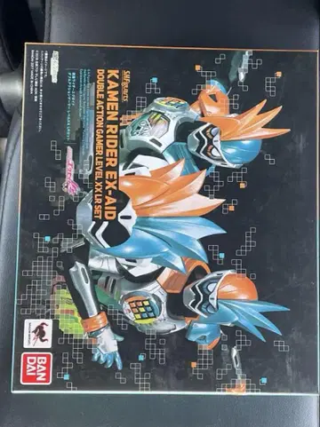 S.H.Figuarts 더블 액션 게이머 레벨 XX LR 세트
