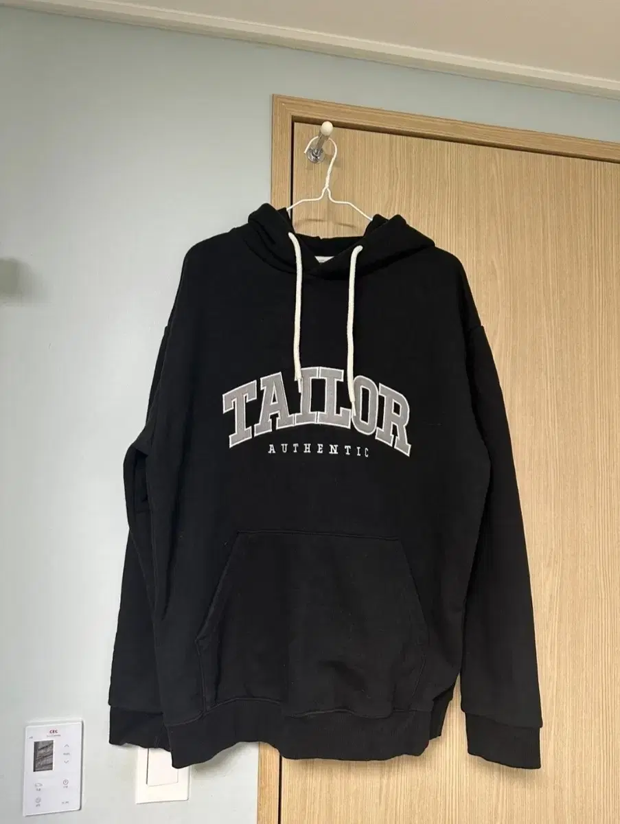 L 실착 1회 TAILOR 검정 후드티
