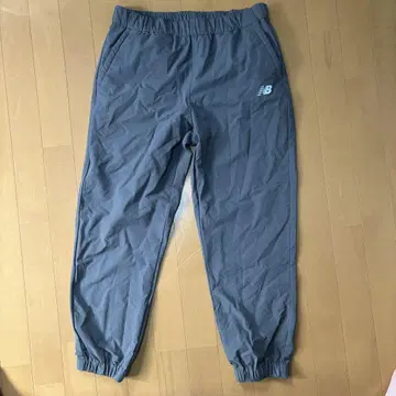 New Balance 저리 M