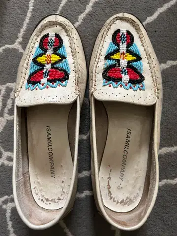 ISAMU COMPANY 비즈 자수 모카신