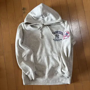 Yankees 후드 부착 후드티 그레이