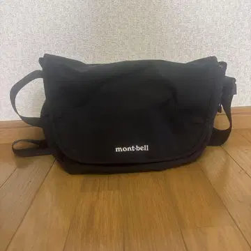 mont-bell 몽벨 베르니나 플랩 숄더백 L 블랙