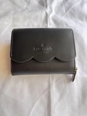 Kate Spade 블랙 접이식 지갑