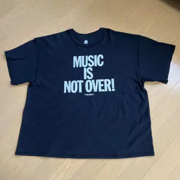 is-ness 이즈네스 뮤직 티셔츠 컷티셔츠 블랙