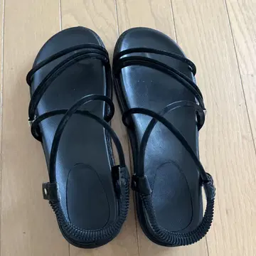 블랙 스트랩 샌들 L 사이즈