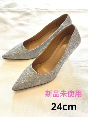 미사용 새상품 실버 라메 펌프스 24cm