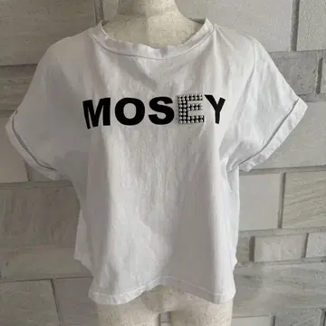 화이트 티셔츠 MOSEY 펄 장식