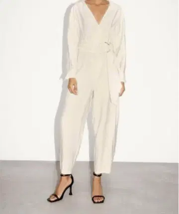 ZARA 아이보리 랩 스타일 XS 팬츠 셋업