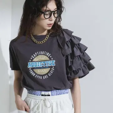 bohmal 이종 소재 프릴 로고 티셔츠