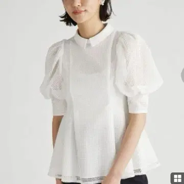 셀포드 메쉬 페플럼 블라우스
