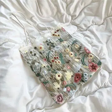 자수 레이스 백 꽃무늬 토트백 여름 세련된