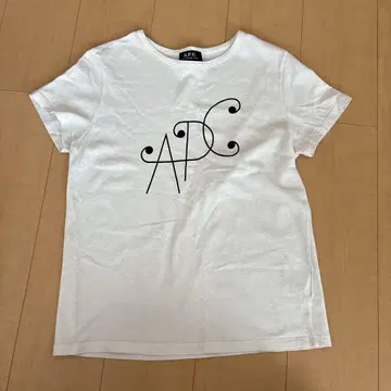 APC 아페쎄 티셔츠 화이트
