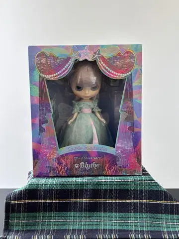 Aurora Amphitrite 22주년 기념 브라이스 인형