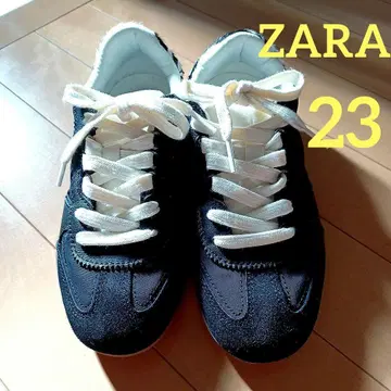 자라 블랙 스니커즈 23cm