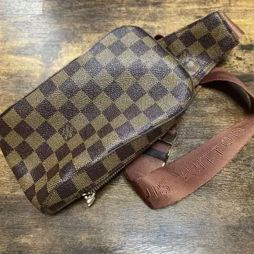 Vuitton 다미에 숄더백