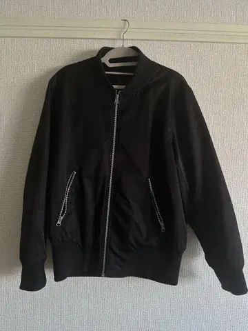 블랙 MA-1 스타일 자켓