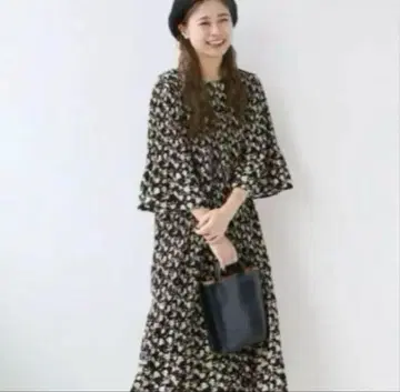 마조리카 플리츠 플라워 원피스 저널 스탠다드 라류무