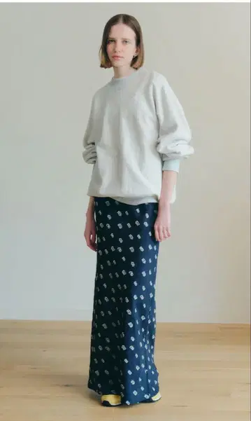 더 신 존 SIMON DOTS JACQUARD SKIRT