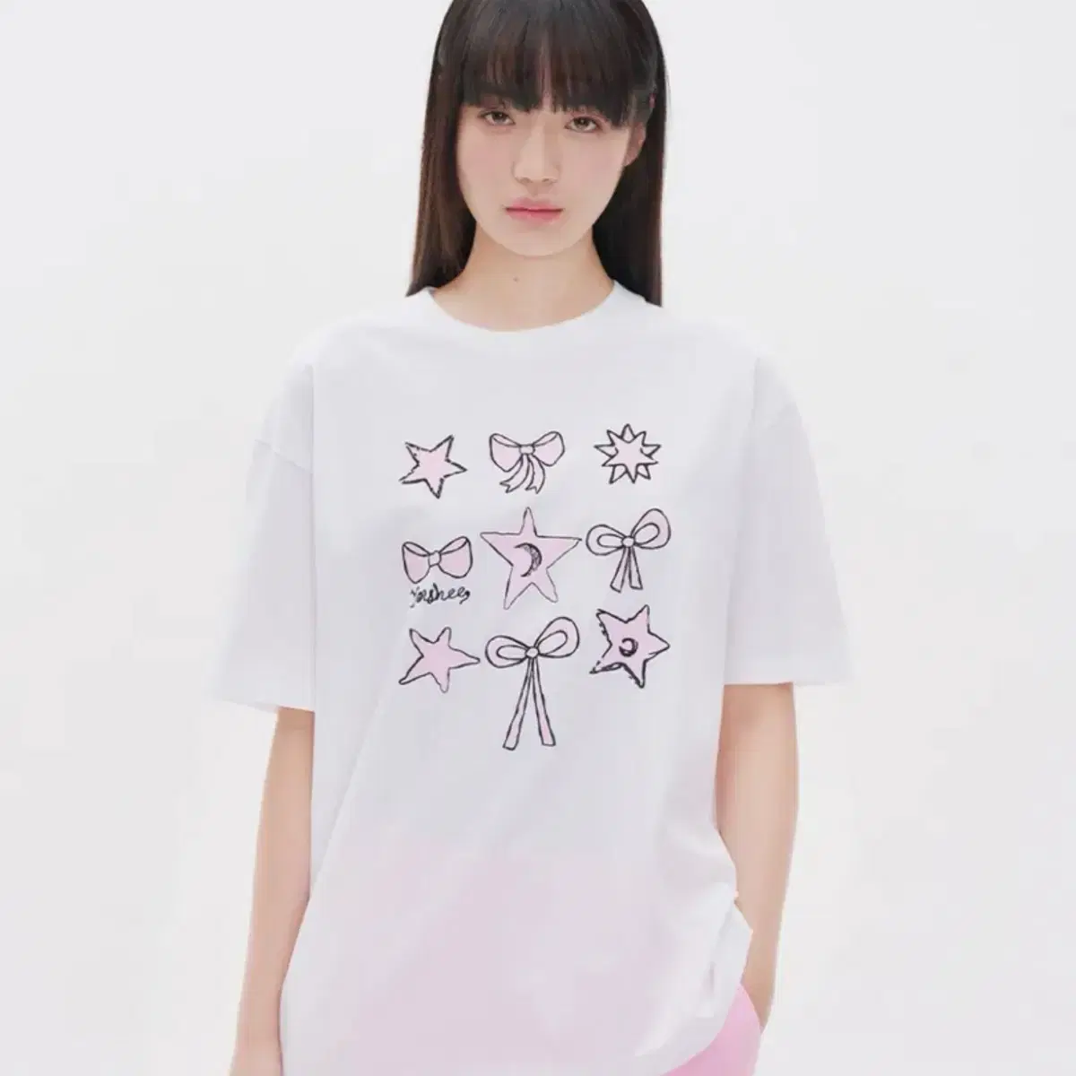 韓国人気 [YOUHEE] LACE TRIMMING LETTERING T-SHIRTS Qoo10 | 「YOUHEE」のブランド検索結果(人気順)：YOUHEE買うなら