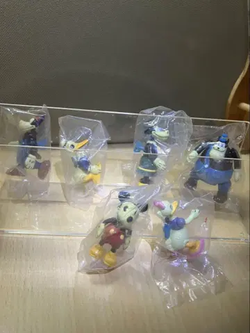 미키, 도날드, 데이지 피규어 6개 세트 구형