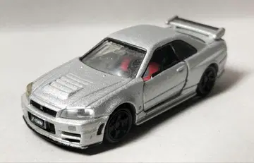 토미카 프리미엄 No.1 NISMO R34 GT-R Z-tune