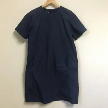 THE NORTH FACE 네이비 반팔 무릎 기장 원피스 M 사이즈