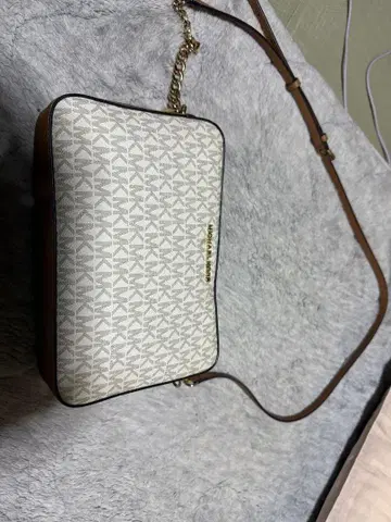 Michael Kors 숄더백 화이트/브라운