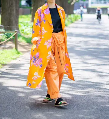 드리스반노튼 꽃무늬 오렌지 트렌치코트 DRIES VAN NOTEN