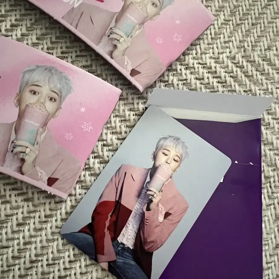G-Dragon VIPカードホルダー4個セット Fan Club Items - Japan — my BIGBANG collection