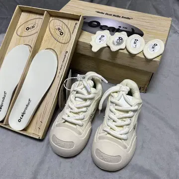 Ocai smile 오카이 화이트 스니커즈 24cm 37