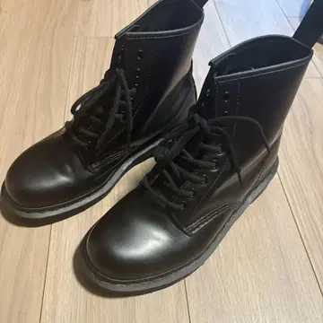 닥터 마틴 8홀
