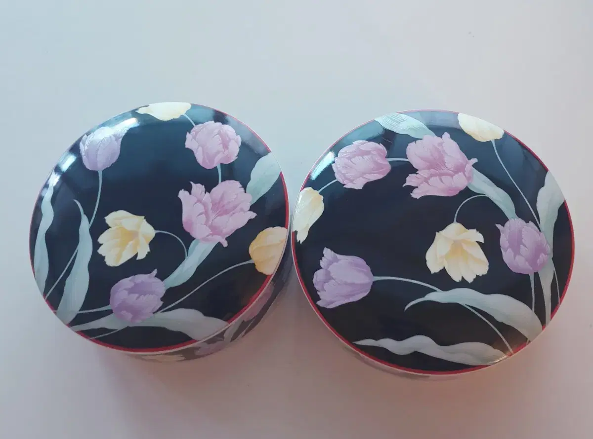 Vintage Chan with Lid (Chan Hap/Storage Box/Ceramic Dish)